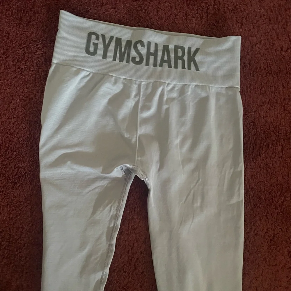 Gymshark leggings - Picture 2 of 3